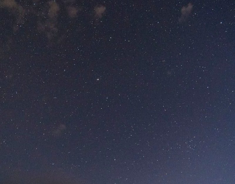 découvrez des sensations fortes avec le night karting : vivez l’adrénaline de la course en kart sous les projecteurs, dans une ambiance électrisante et conviviale. parfait pour une soirée entre amis ou un événement spécial !