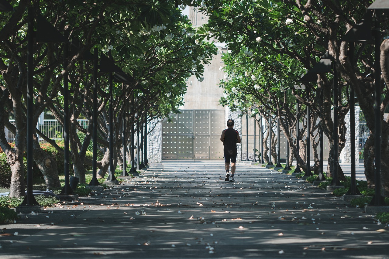 découvrez l'univers du running : conseils pour débutants, entraînements adaptés, équipement essentiel et inspiration pour parcourir les plus belles routes. rejoignez la communauté des passionnés et améliorez vos performances !