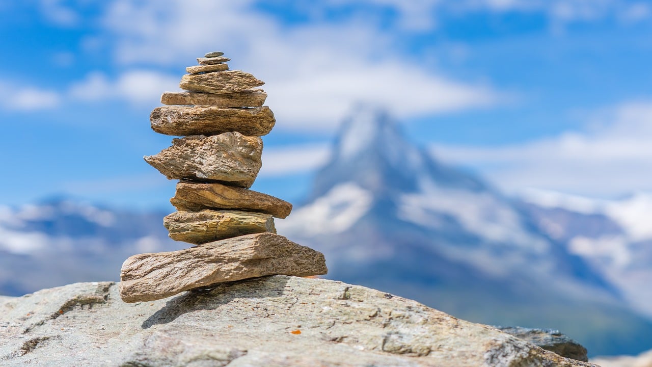découvrez notre guide complet sur la balance, un instrument essentiel pour mesurer avec précision le poids des objets. apprenez à utiliser différents types de balances, leurs applications dans divers domaines et des conseils pour choisir la meilleure balance selon vos besoins.