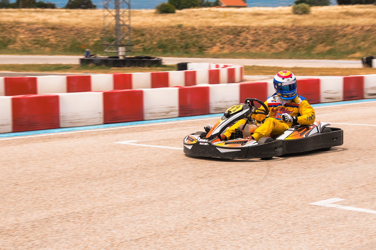 découvrez l'univers palpitant du karting avec karting champions, où passion, compétition et adrénaline se rencontrent. rejoignez les meilleurs pilotes et vivez des courses inoubliables sur des pistes adaptées à tous les niveaux. préparez-vous à relever le défi et à devenir un champion sur quatre roues !