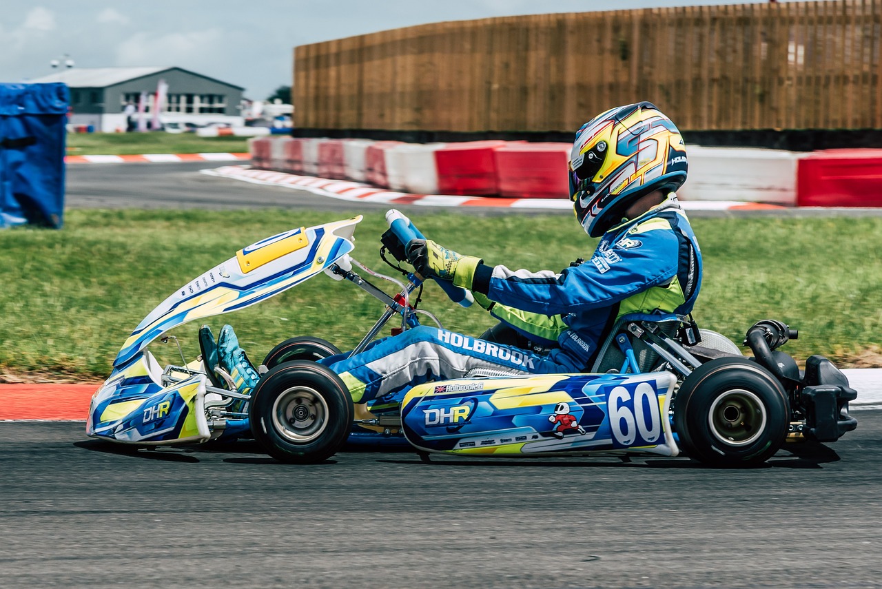découvrez l'univers palpitant du karting ! que vous soyez débutant ou pilote chevronné, vivez des sensations fortes sur la piste avec nos karts modernes et sécurisés. repoussez vos limites, partagez des moments inoubliables entre amis et famille, et participez à des compétitions passionnantes. réservez votre session de karting dès maintenant !