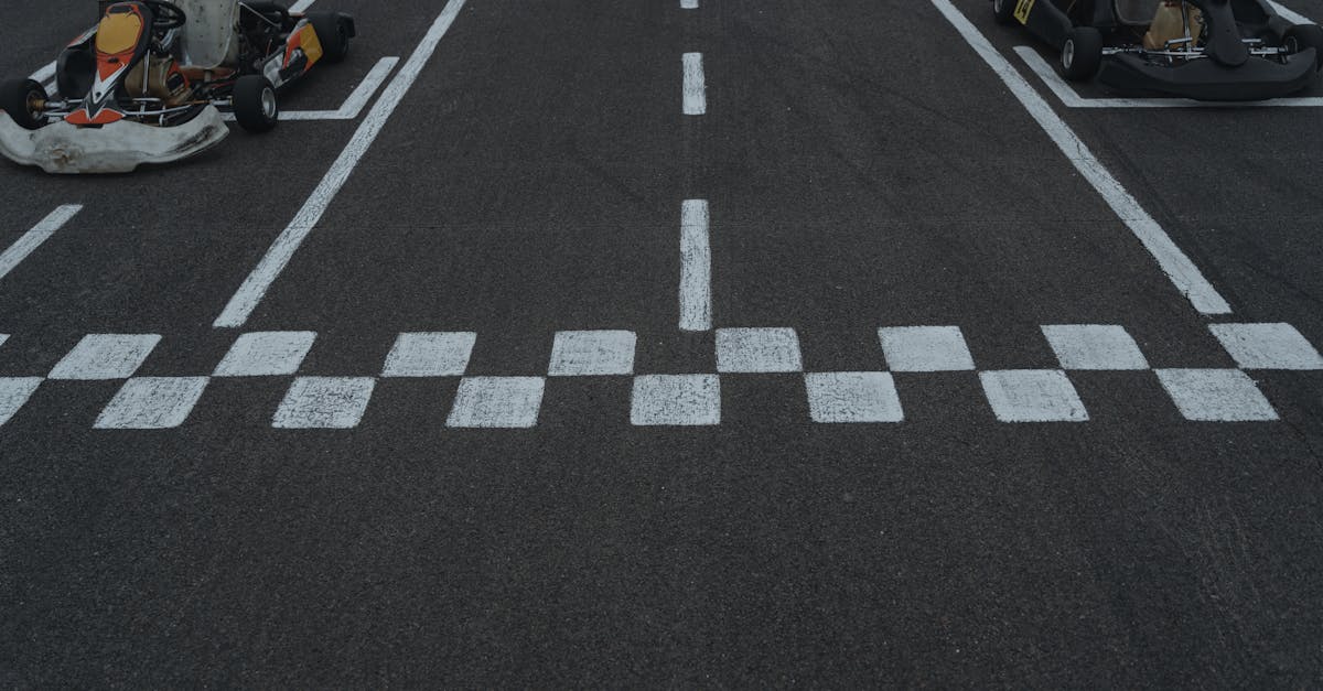 découvrez le monde passionnant du karting ! que vous soyez débutant ou pilote expérimenté, vivez des sensations fortes sur des pistes adaptées pour tous. rejoignez-nous pour des compétitions, des sessions de loisirs et des événements inoubliables entre amis ou en famille.