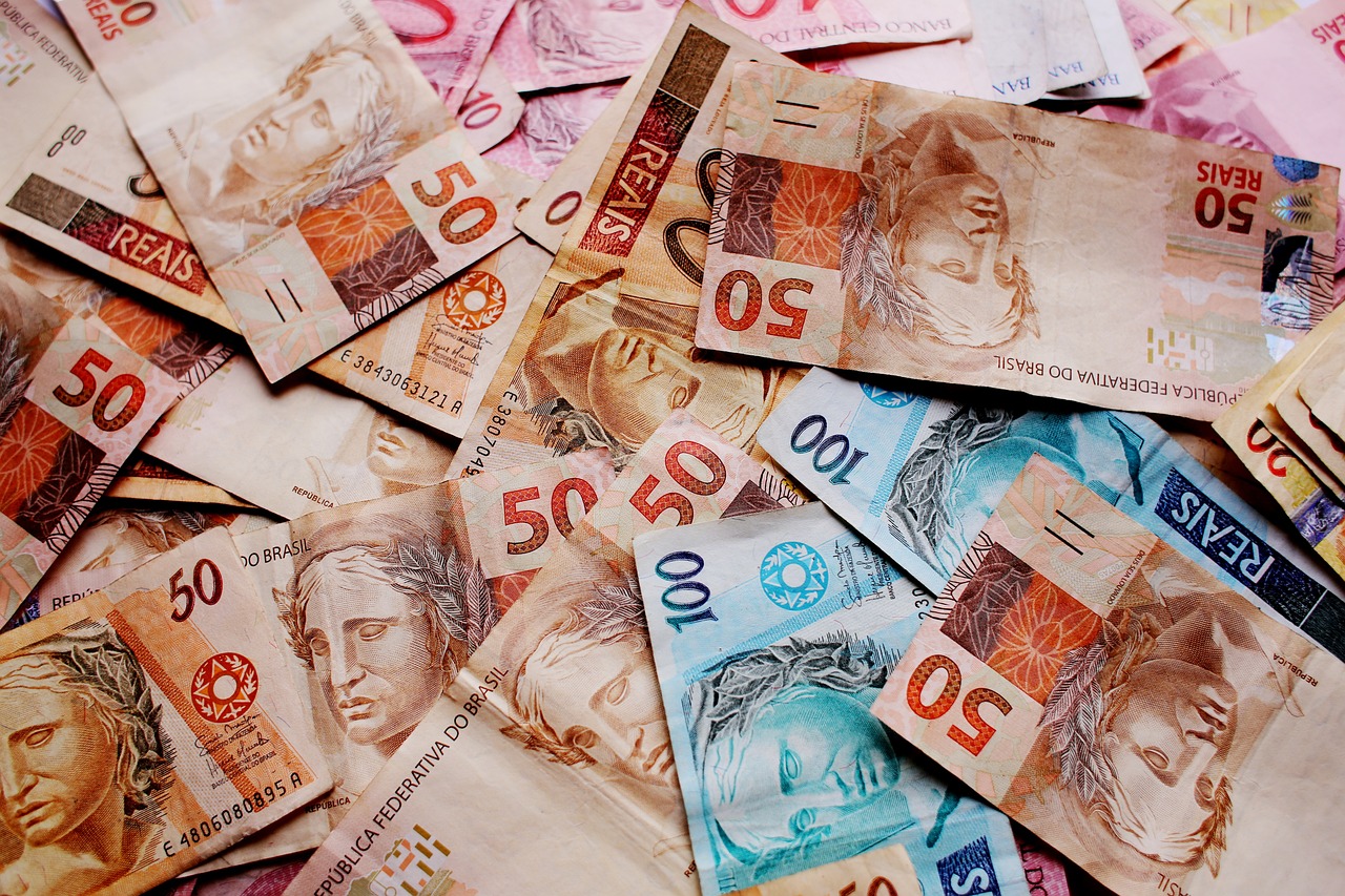 découvrez les différents types de revenus en ligne pour diversifier vos sources de revenus. apprenez comment générer des bénéfices grâce au travail indépendant, aux investissements, à l'affiliation et bien plus encore.