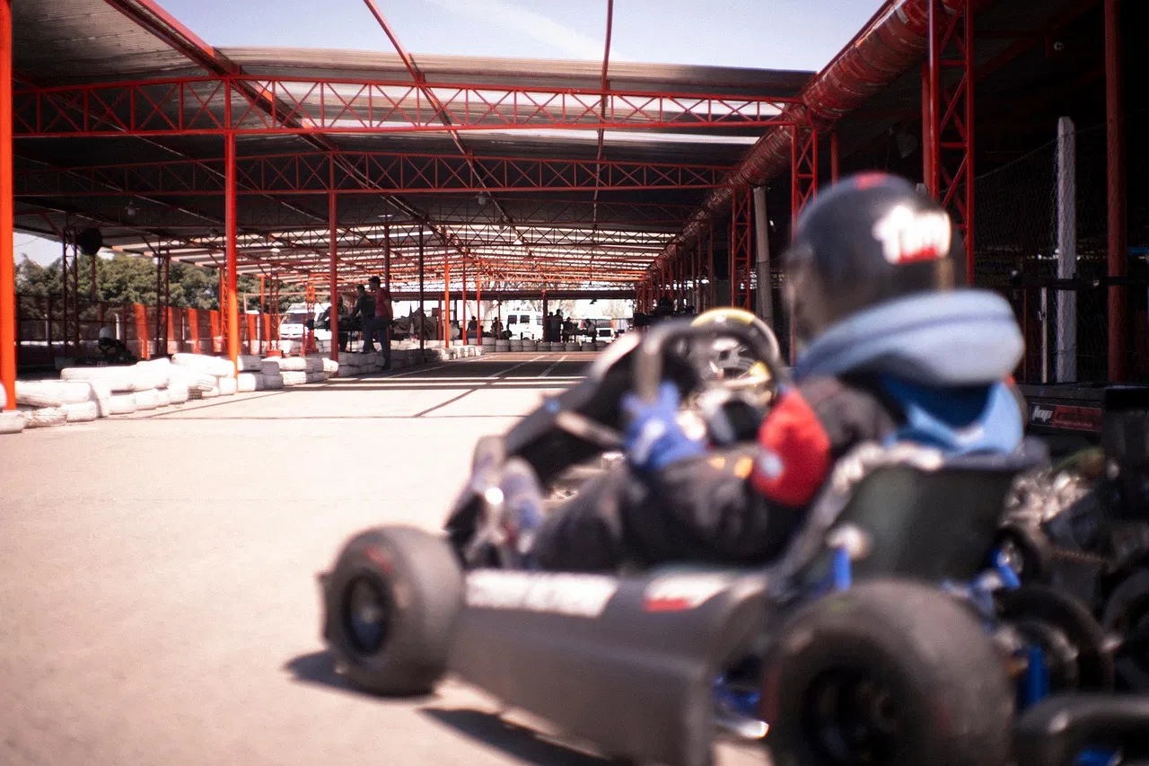 Stratégies gagnantes en course de karting : techniques et astuces pour 2025