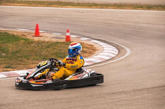 Les techniques pour maîtriser les virages serrés en karting