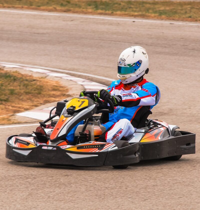 découvrez karting performance, le spécialiste du karting pour des sensations fortes et des courses palpitantes. réservez dès maintenant votre session pour vivre l'adrénaline au maximum !
